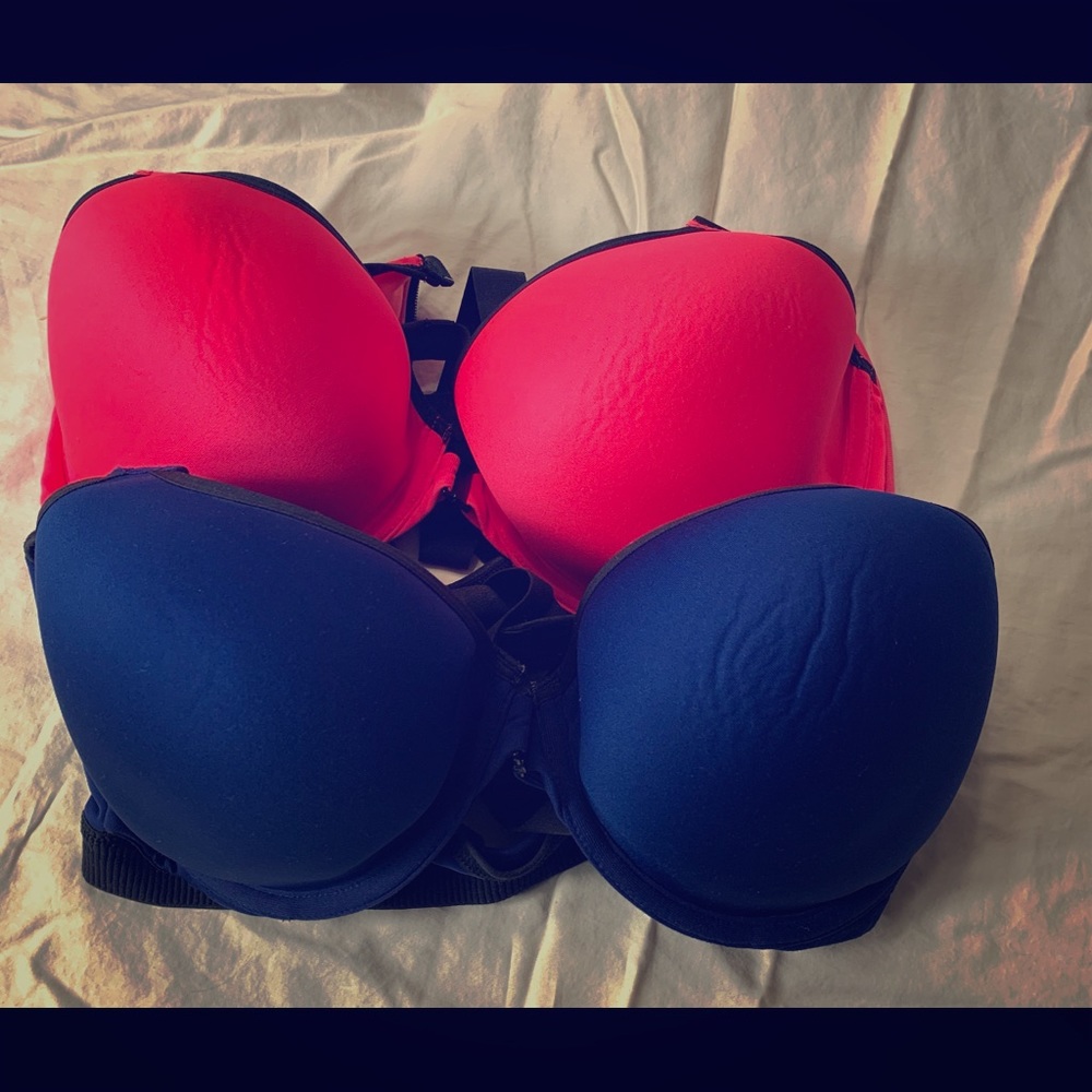2 VSX Sport 36DD bras. Red and Blue